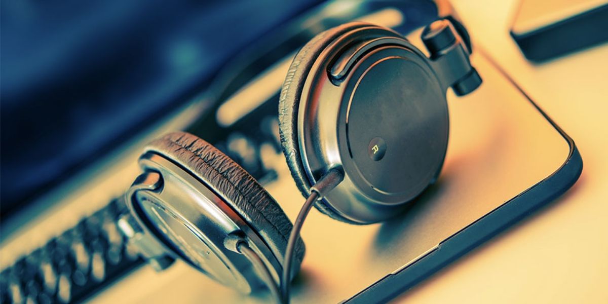 How Music Improves Your Productivity At Work
